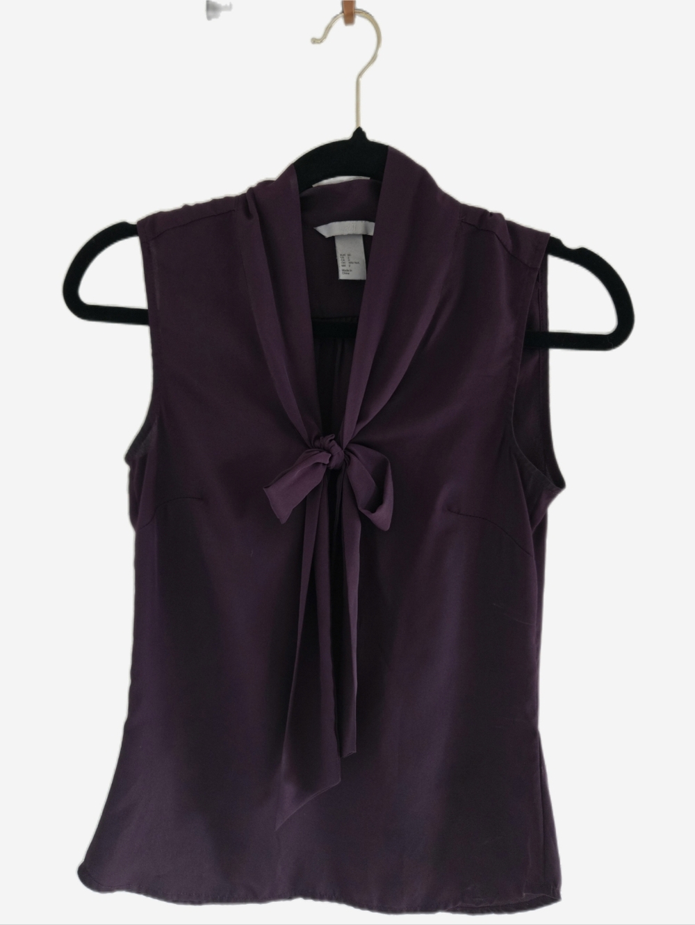 H&M Plum Tie Neck Sleeveless Satin Blouse - Size 2